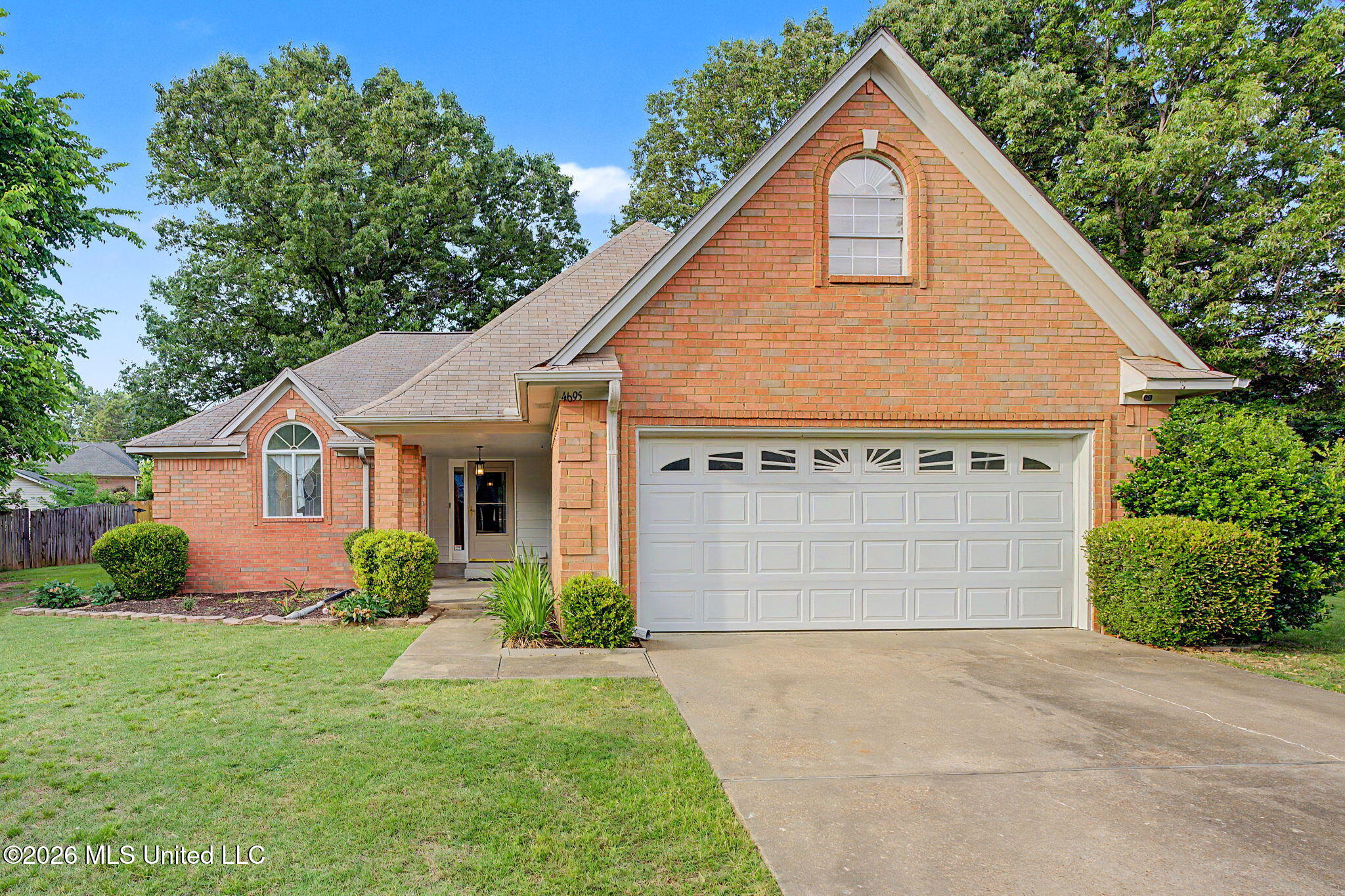 4695 Bell Ridge Cove Olive Branch, MS 38654 - Photo 1 of 37 2-web-or-mls-4695 Bell Ridge Cove-1