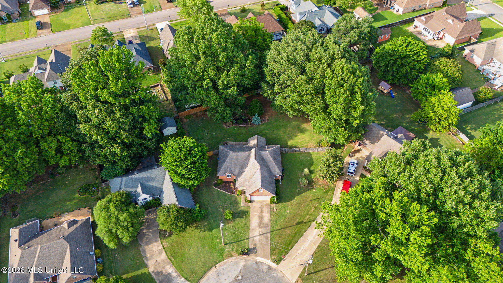 4695 Bell Ridge Cove Olive Branch, MS 38654 - Photo 33 of 37 33-web-or-mls-4695 Bell Ridge Cove-32