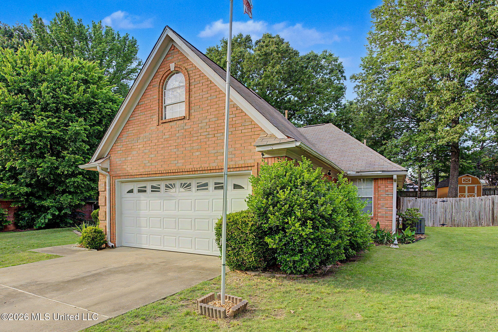 4695 Bell Ridge Cove Olive Branch, MS 38654 - Photo 4 of 37 4-web-or-mls-4695 Bell Ridge Cove-3
