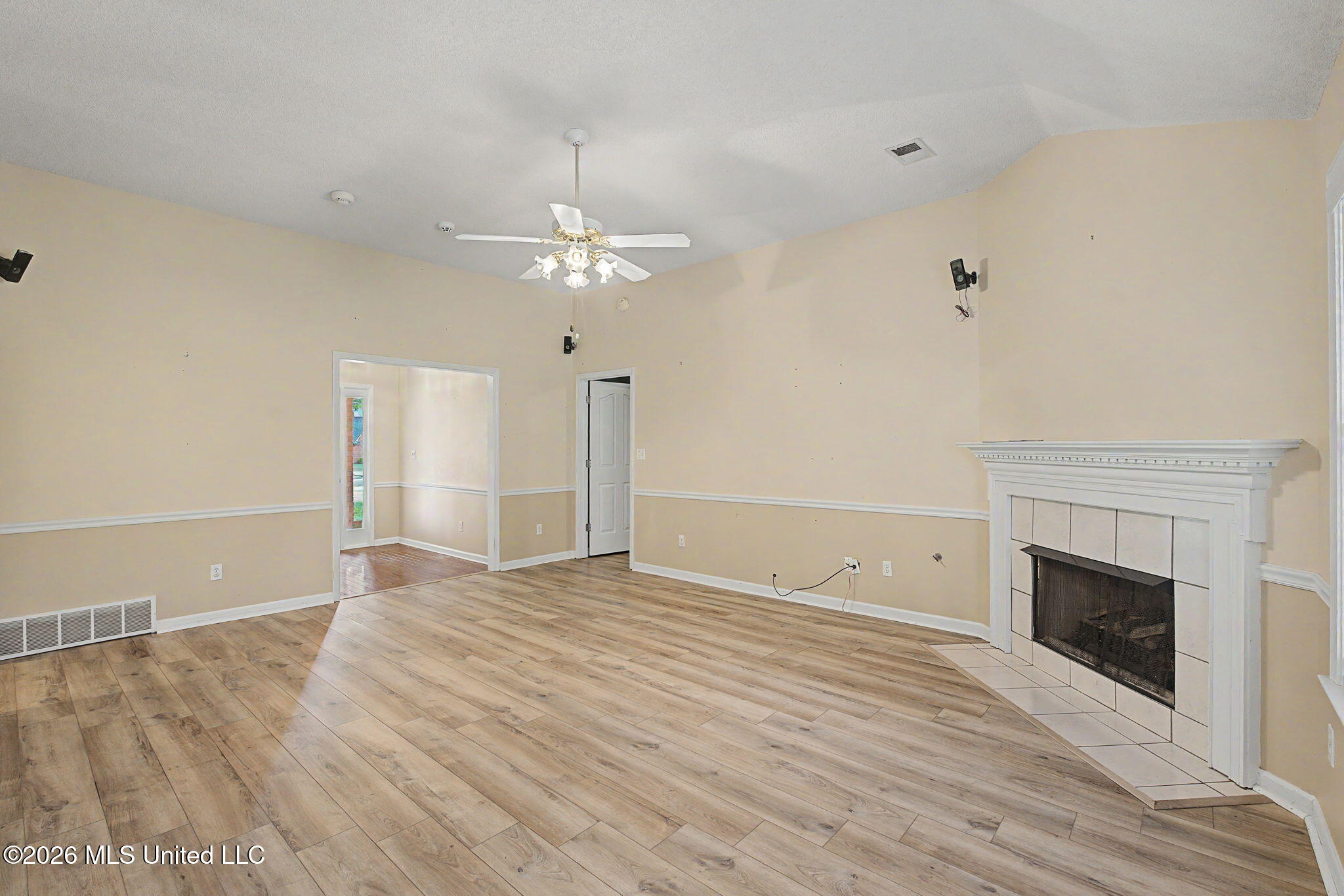 4695 Bell Ridge Cove Olive Branch, MS 38654 - Photo 10 of 37 10-web-or-mls-4695 Bell Ridge Cove-9