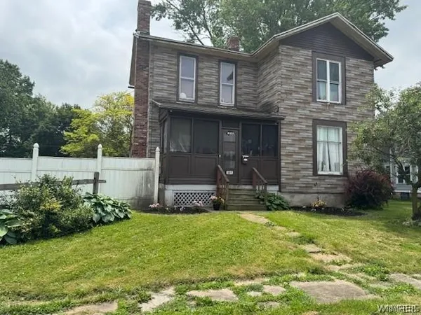 $190,000 | 501 South Academy Street, Ridgeway, NY 14103