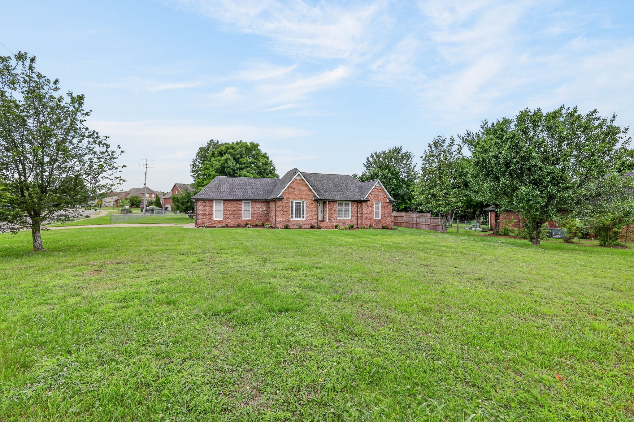 1015 Brinkley Road Murfreesboro, TN 37128 - Photo 4 of 48