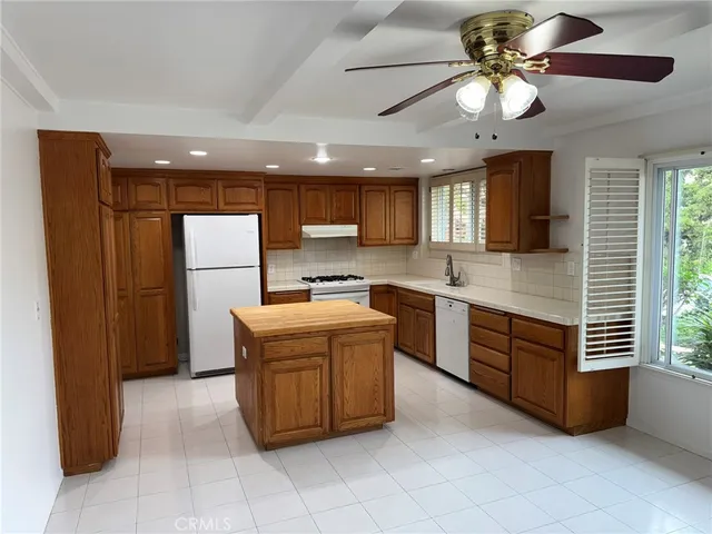 $5,500 | 1422 North Harwood Street, Orange, CA 92867