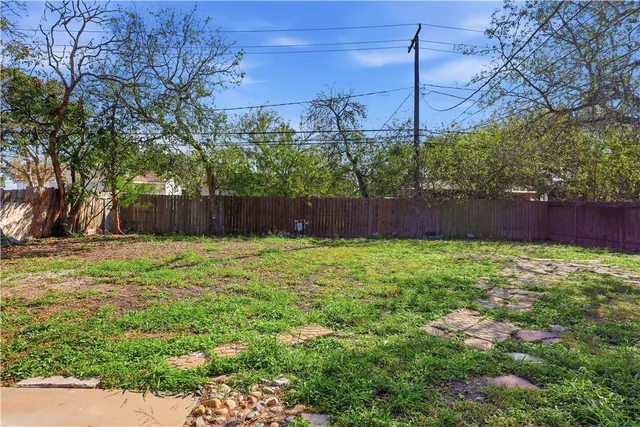 $220,000 | 1110 Shephard Drive, Corpus Christi, TX 78412