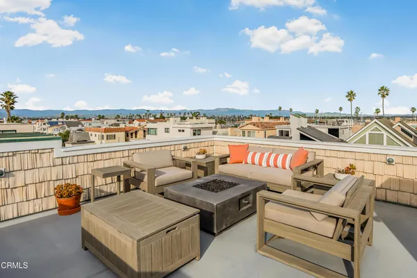 $5,200,000 | 3365 Ocean Drive, Oxnard, CA 93035