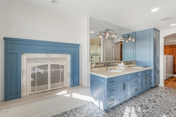 $5,200,000 | 3365 Ocean Drive, Oxnard, CA 93035