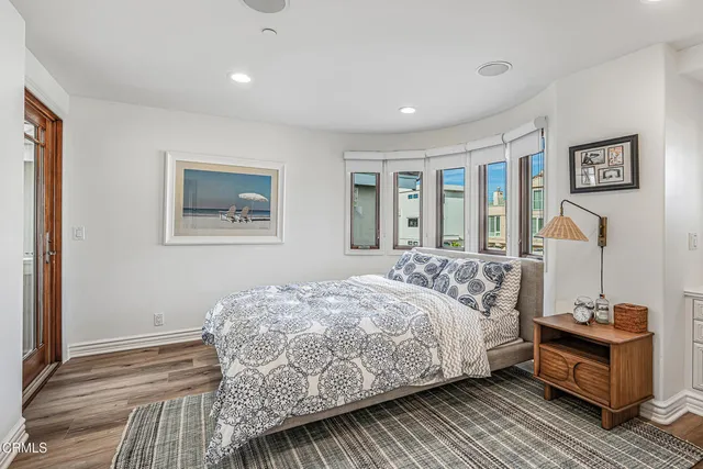 $5,200,000 | 3365 Ocean Drive, Oxnard, CA 93035