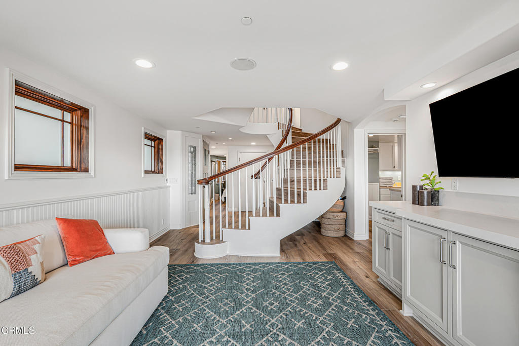 3365 Ocean Drive Oxnard, CA 93035 - Photo 41 of 57