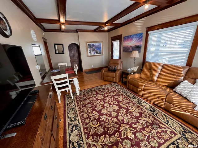 $1,150 | 2608 Leclaire Street, Davenport, IA 52803