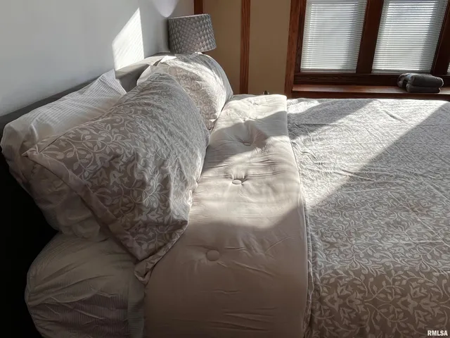 $1,150 | 2608 Leclaire Street, Davenport, IA 52803