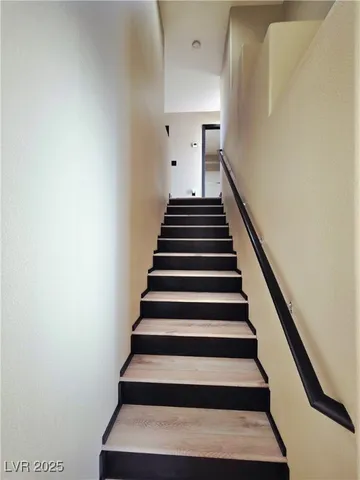 $1,850 | 4353 Santa Clarita Avenue, Las Vegas, NV 89115