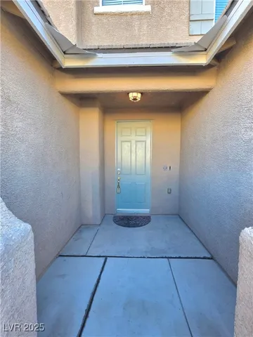 $1,850 | 4353 Santa Clarita Avenue, Las Vegas, NV 89115