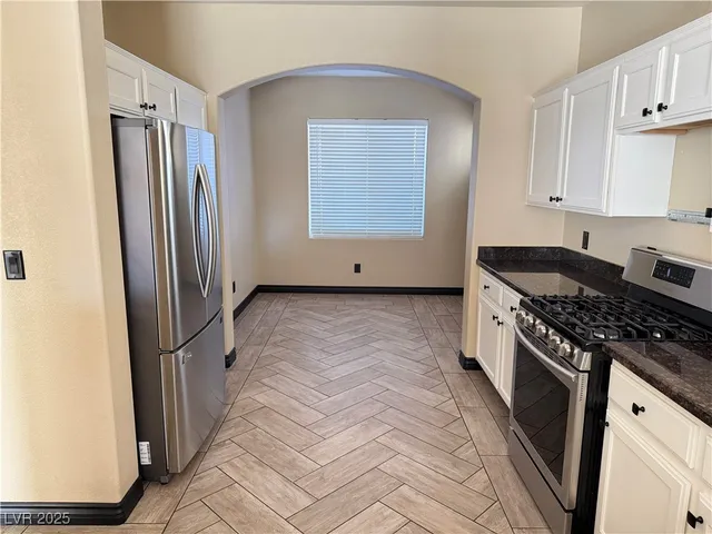 $1,850 | 4353 Santa Clarita Avenue, Las Vegas, NV 89115