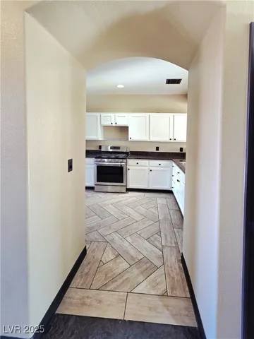 $1,850 | 4353 Santa Clarita Avenue, Las Vegas, NV 89115