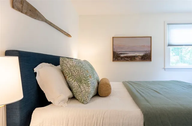 $5,750 | 11 North Hillview Drive, Narragansett, RI 02882