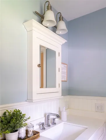 $5,750 | 11 North Hillview Drive, Narragansett, RI 02882