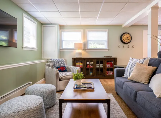 $5,750 | 11 North Hillview Drive, Narragansett, RI 02882