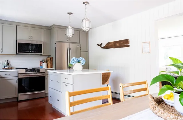 $5,750 | 11 North Hillview Drive, Narragansett, RI 02882