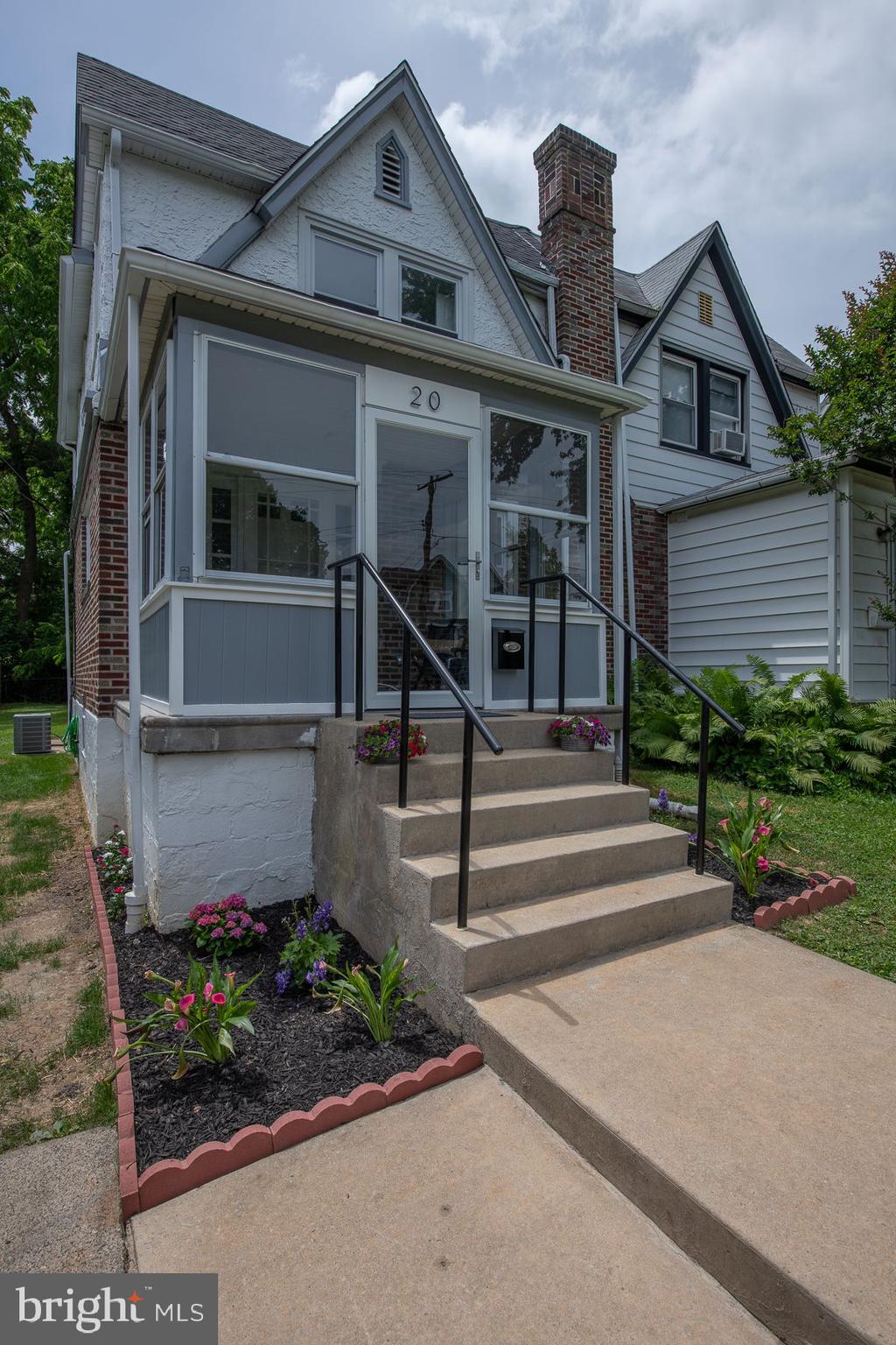 20 North Overhill Road Media, PA 19063 - Photo 2 of 26 Front porch Entry