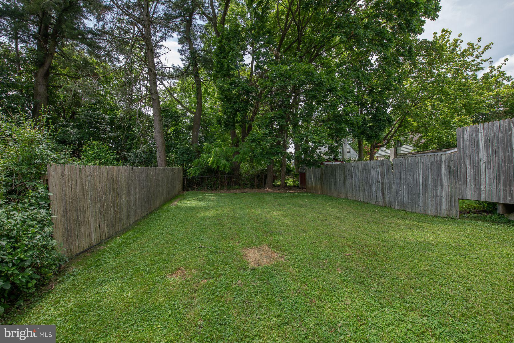 20 North Overhill Road Media, PA 19063 - Photo 26 of 26 Large level Backyard
