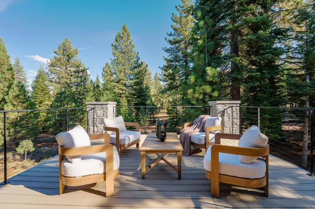 $5,195,000 | 9090 Horned Lark Court, Truckee, CA 96161