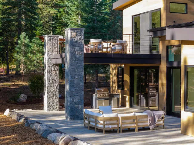 $5,195,000 | 9090 Horned Lark Court, Truckee, CA 96161
