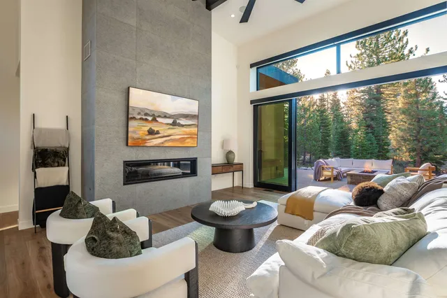 $5,195,000 | 9090 Horned Lark Court, Truckee, CA 96161