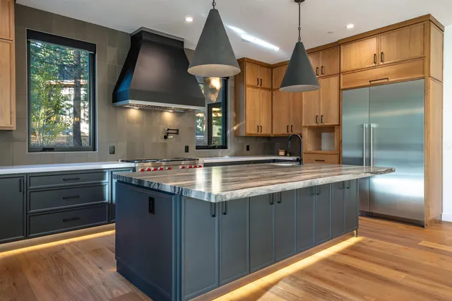 $5,195,000 | 9090 Horned Lark Court, Truckee, CA 96161