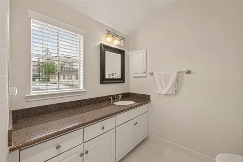 $325,000 | 5826 Doliver Drive, Unit 55, Houston, TX 77057