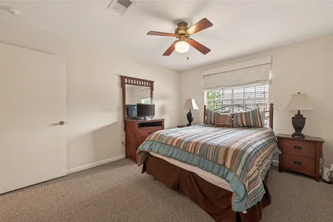 $325,000 | 5826 Doliver Drive, Unit 55, Houston, TX 77057