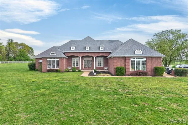 $2,150,000 | 11447 Highway D Dixon Mo 65459, Dixon, MO 65459