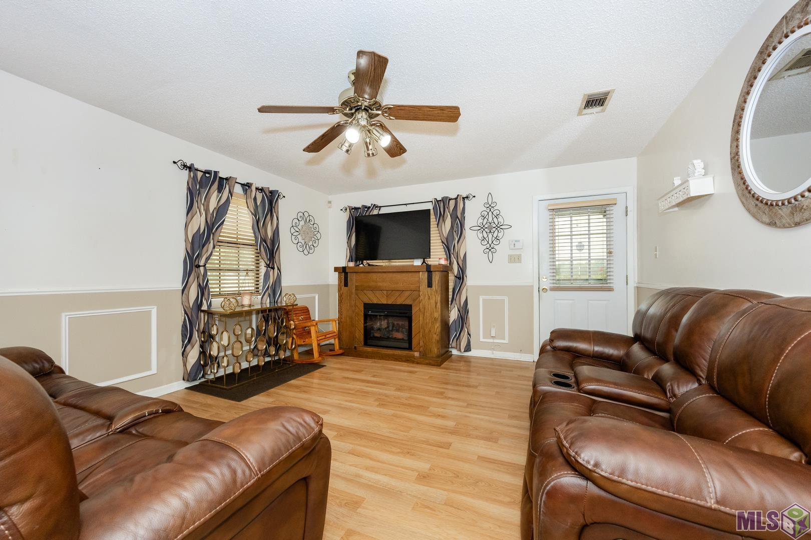 8274 Section Road Port Allen, LA 70767 - Photo 16 of 24