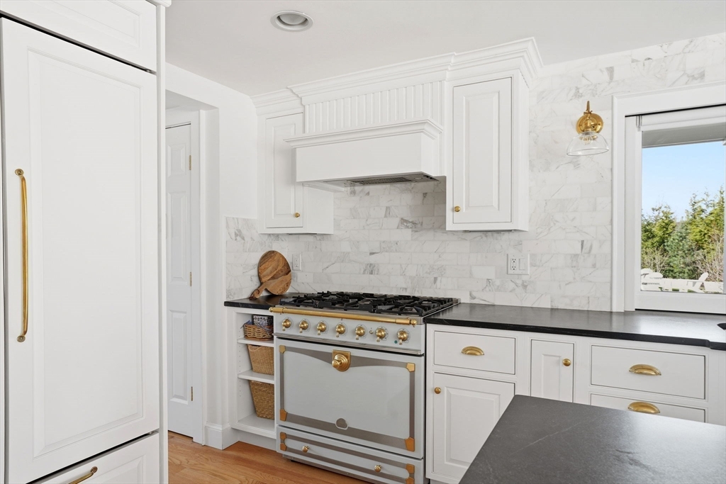 82 Nichols Road Cohasset, MA 02025 - Photo 13 of 42