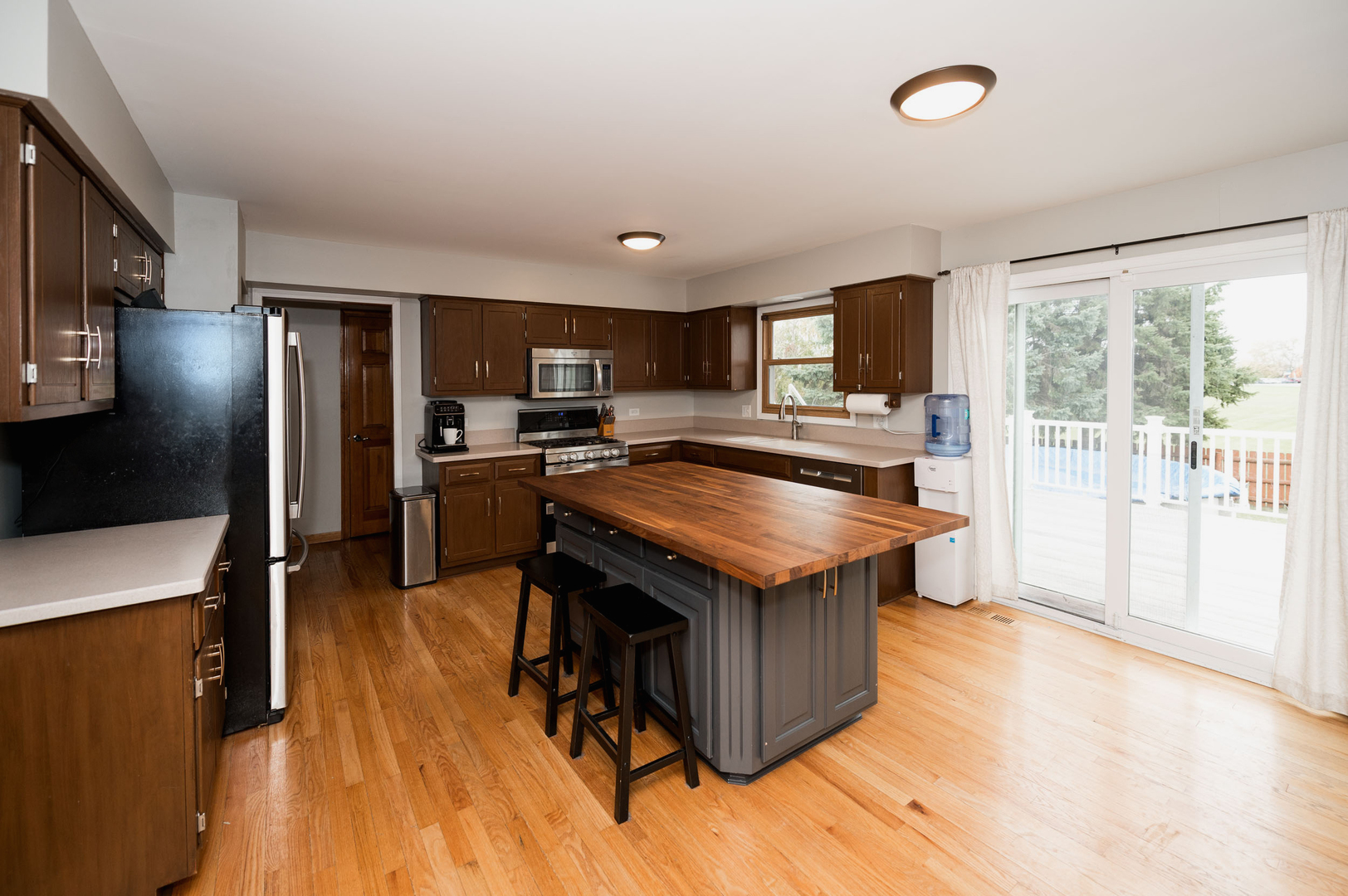 24833 Burdick Road Plainfield, IL 60585 - Photo 12 of 41 Gallery Image 12
