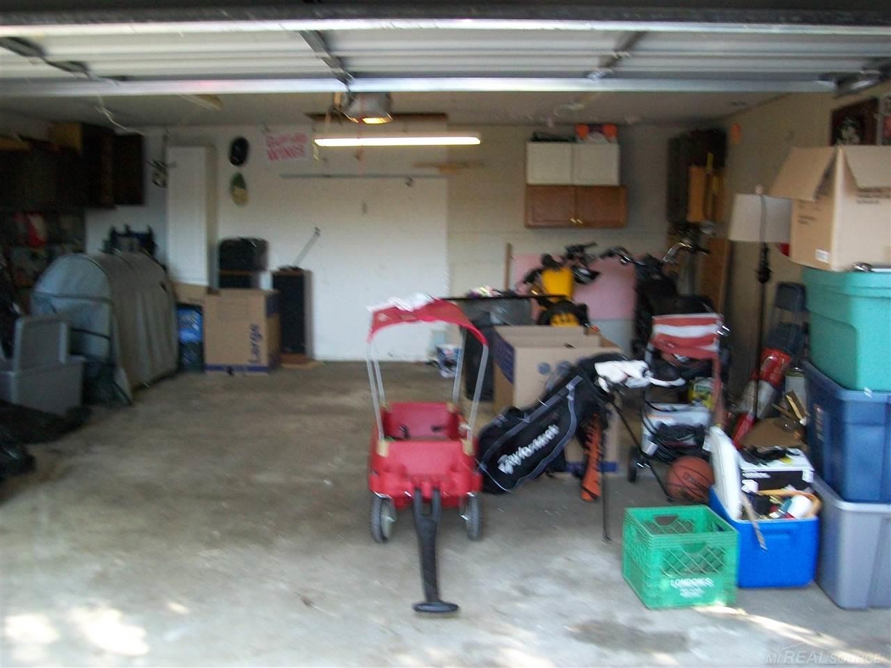 4525 Auburn Road Utica, MI 48317 - Photo 12 of 16 Gallery Image 12
