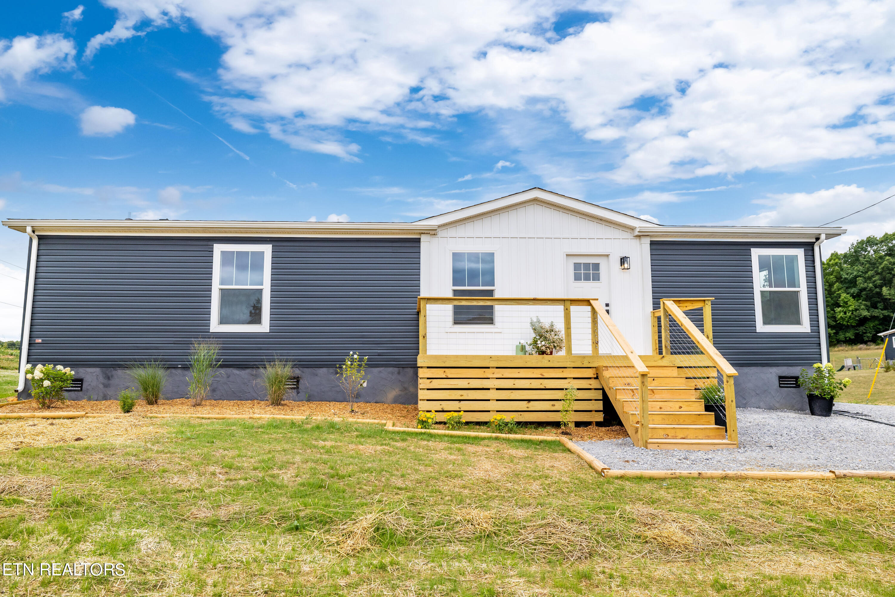 494 Greenbriar Road Sweetwater, TN 37874 - Photo 2 of 53 494GreenbriarRd-37