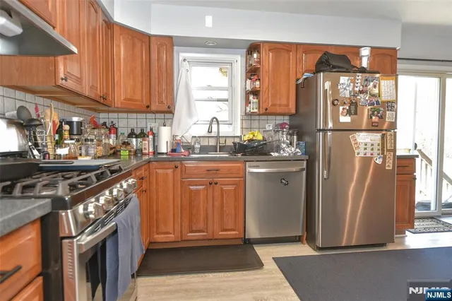 $4,000 | 200 Prospect Avenue, Unit 1, Maywood, NJ 07607