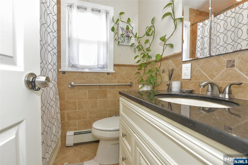 200 Prospect Avenue, Unit 1 Maywood, NJ 07607 - Photo 16 of 29