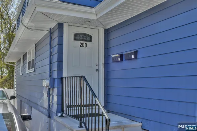 $4,000 | 200 Prospect Avenue, Unit 1, Maywood, NJ 07607
