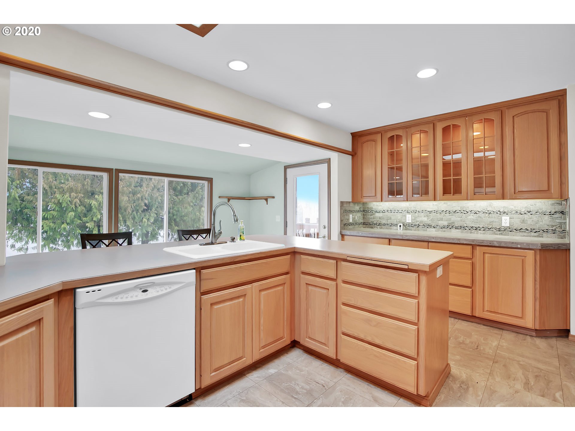 17002 Northwest Johnson Road Hillsboro, OR 97124 - Photo 6 of 32 Gallery Image 6