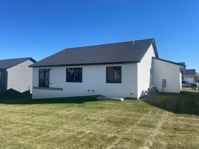 $572,500 | 1824 Brandt Drive Northeast, Byron, MN 55920
