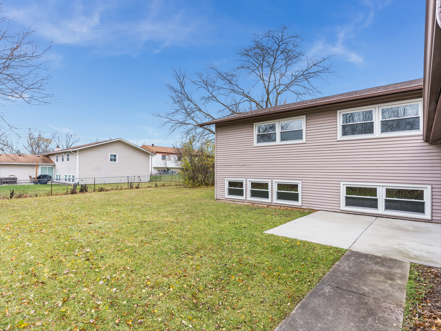 322 Rockhurst Road Bolingbrook, IL 60440 - Photo 23 of 25 Gallery Image 23