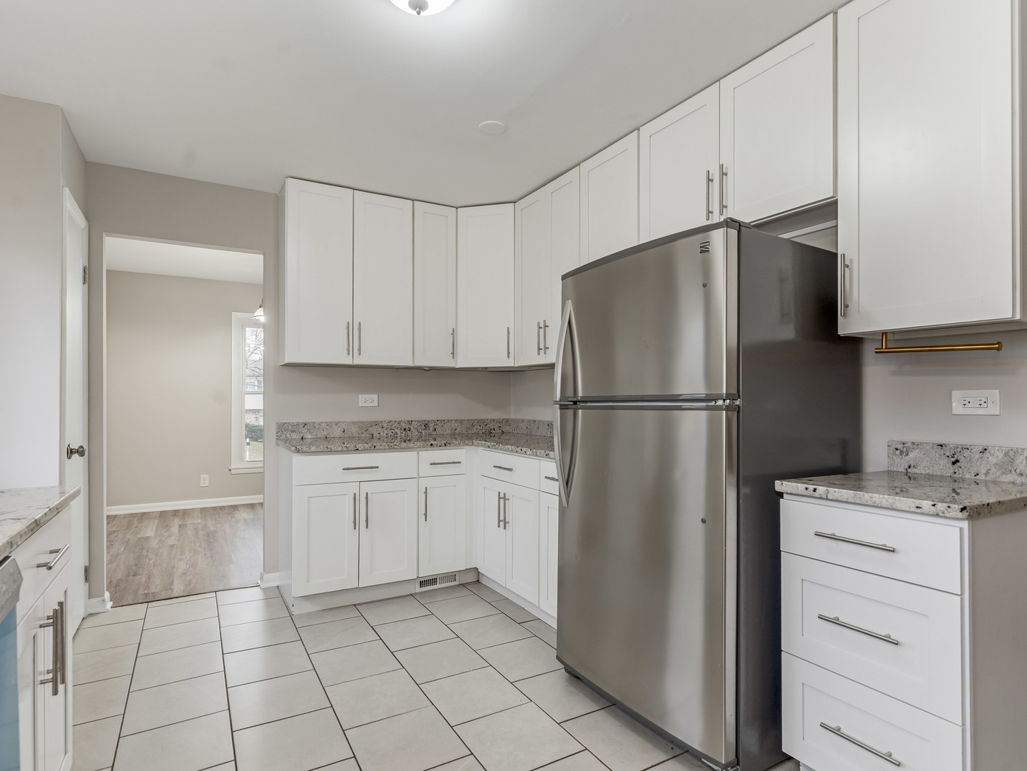 322 Rockhurst Road Bolingbrook, IL 60440 - Photo 9 of 25 Gallery Image 9