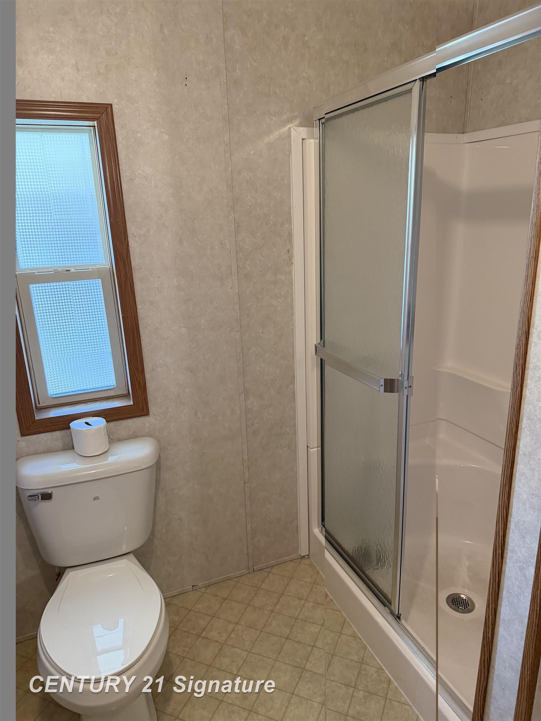 196 Apollo Avenue Flushing, MI 48433 - Photo 11 of 16 50213786-baabe49d-cf34-481d-84b7-414325eef006.JPG
