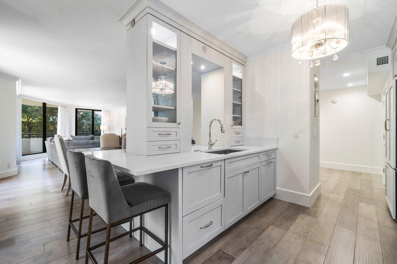 3322 Casseekey Island Road, Unit 202 Jupiter, FL 33477 - Photo 5 of 25 Kitchen