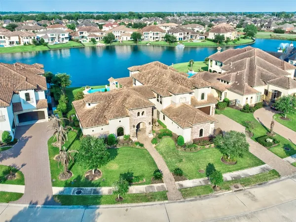 $3,280,000 | 14 Ivy Bend Lane, Sugar Land, TX 77479