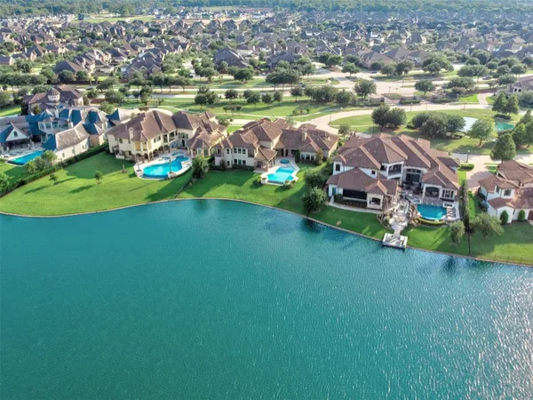 $3,280,000 | 14 Ivy Bend Lane, Sugar Land, TX 77479