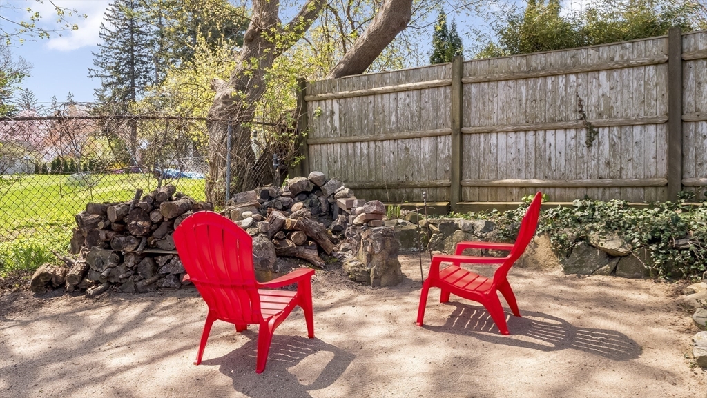 8 Graham Avenue Newbury, MA 01951 - Photo 13 of 39