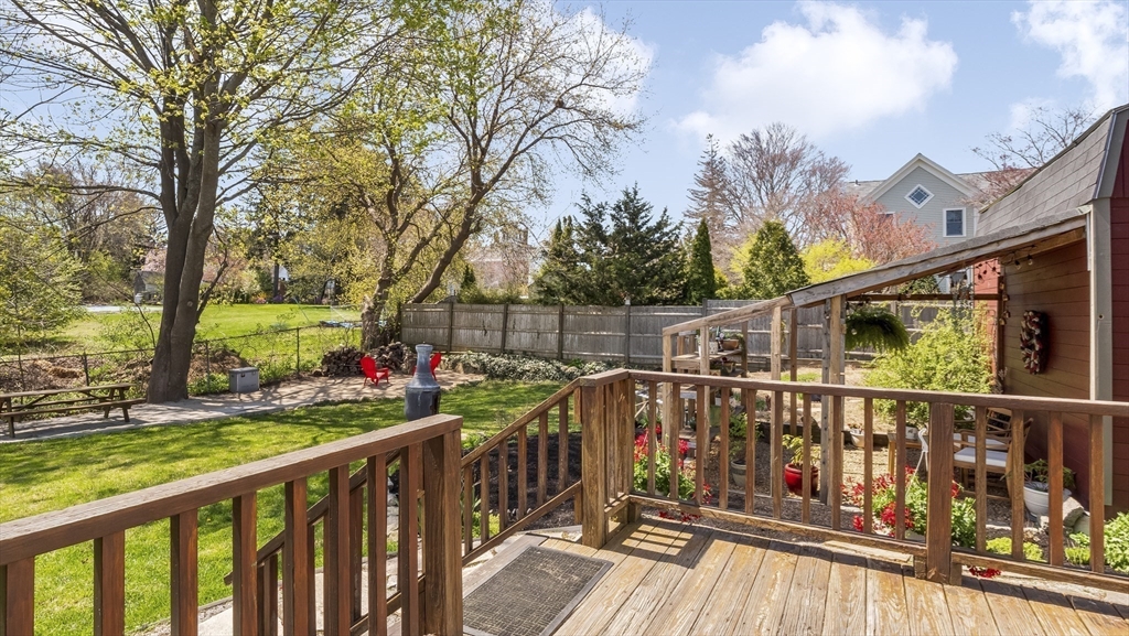 8 Graham Avenue Newbury, MA 01951 - Photo 9 of 39
