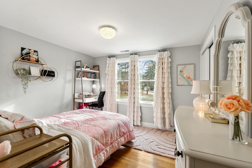 44 Tyler Road Lexington, MA 02420 - Photo 20 of 31